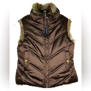 Gap NWT Kids Brown Faux Fur and Brown Reversible Puffer Vest, Size 6/7 Small